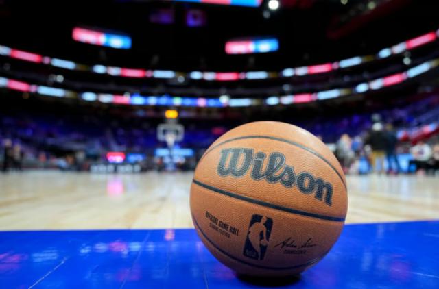 伟德体育平台-新劳资协议或在3月达成 奢侈税选秀年龄有望调整